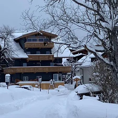 Antonia Apartmán